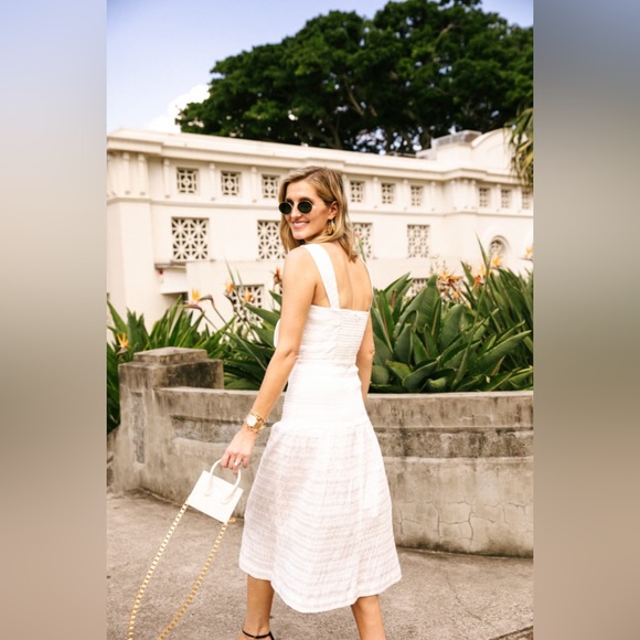 NWT Rebecca Vallance Cut Out Bow Seersucker Midi Dress Summer Resort US Size 2 - Picture 8 of 14